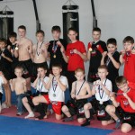 Поздравляем наших спортсменов , которые достойно выступили на 4 х открытых соревнованиях по тайскому боксу среди детей и молодёжи до  15 лет 31-01.2012 года. И заняли 1 командное место.